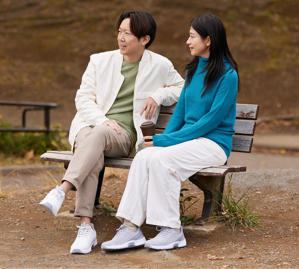 フィット感をカスタマイズできるから履き心地を自分仕様に。｜スッと履けて、すっぽりフィットする「コンフォートスニーカー」｜Orthofeet（オーソフィート）