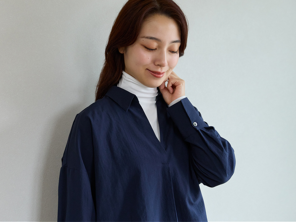 UVカット98％、縫い目なしで動きやすい「サラリフィット タフ」｜Salari（ハイネックインナー／厚手タイプ）