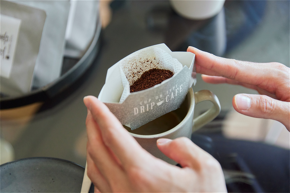 《ドリップパック4種×4包入り》スペシャルティコーヒーのみ使用、ブルーマウンテンNo.1ブレンド入り、4種アソートのギフトセット｜Espresso Tokyo×豆善（エスプレッソトーキョー×マメゼン）