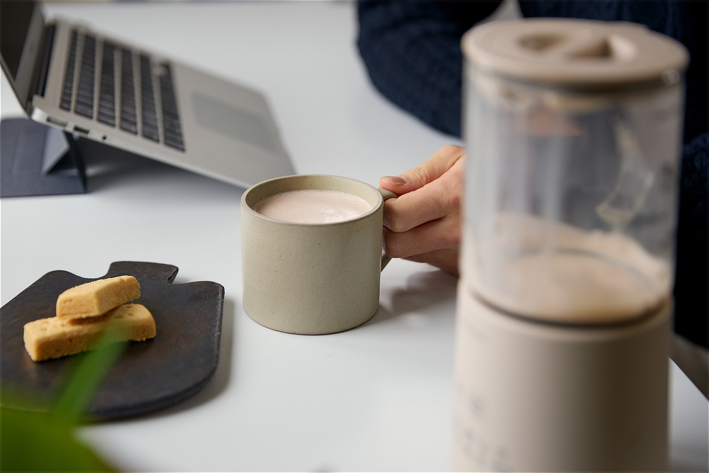 朝１杯の、飲むハイカカオ習慣を。毎日のポリフェノールをホットチョコレートで｜Hot Choco & Milk Foamer（ホットチョコ＆ミルクフォーマー）