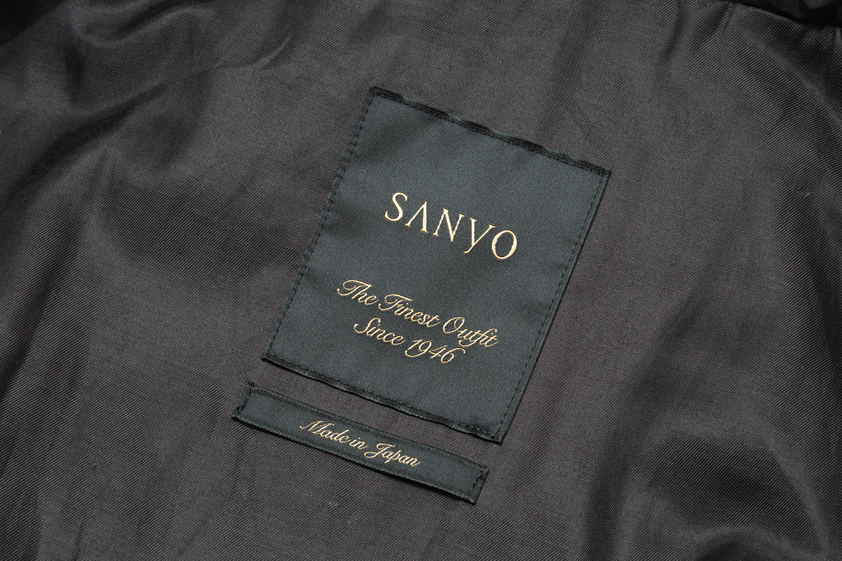 SANYOCOATのモノづくりの哲学と技術に基づいて作られた一着であり、そこに近未来の新しさが加わって実現したコート|SANYOCOAT サンヨーコート(HEATIER)