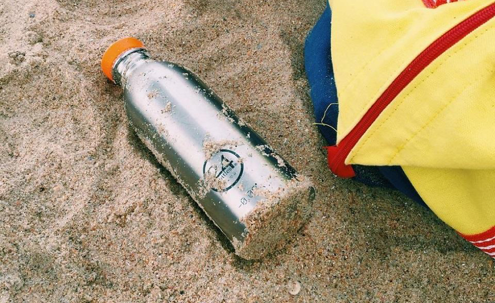 水分補給に持ち歩きたくなる、超軽量でスタイリッシュでお洒落なステンレスボトル | URBAN BOTTLE 1,000ml