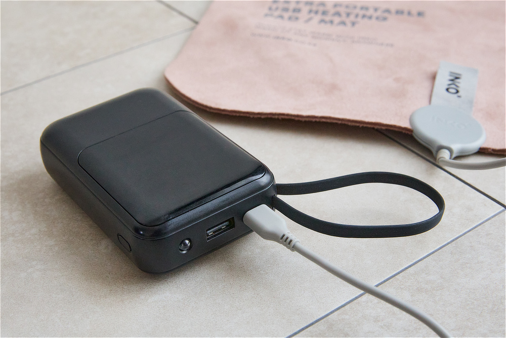 最大18Wの出力で、数秒で40℃以上に温まり、最大50℃まで到達｜どこでもあったかデスクワーク！銀ナノインクで温める特許技術、USB-C対応「EXTRAヒーティングパッド スエード」｜INKO（インコ）