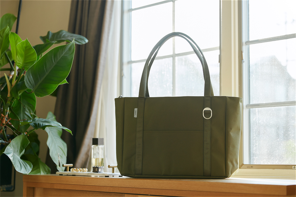 Image: https://1fl0kyr79c.user-space.cdn.idcfcloud.net/photographes/2ba88863d33555fe0d5917b1d6631ad6.jpg