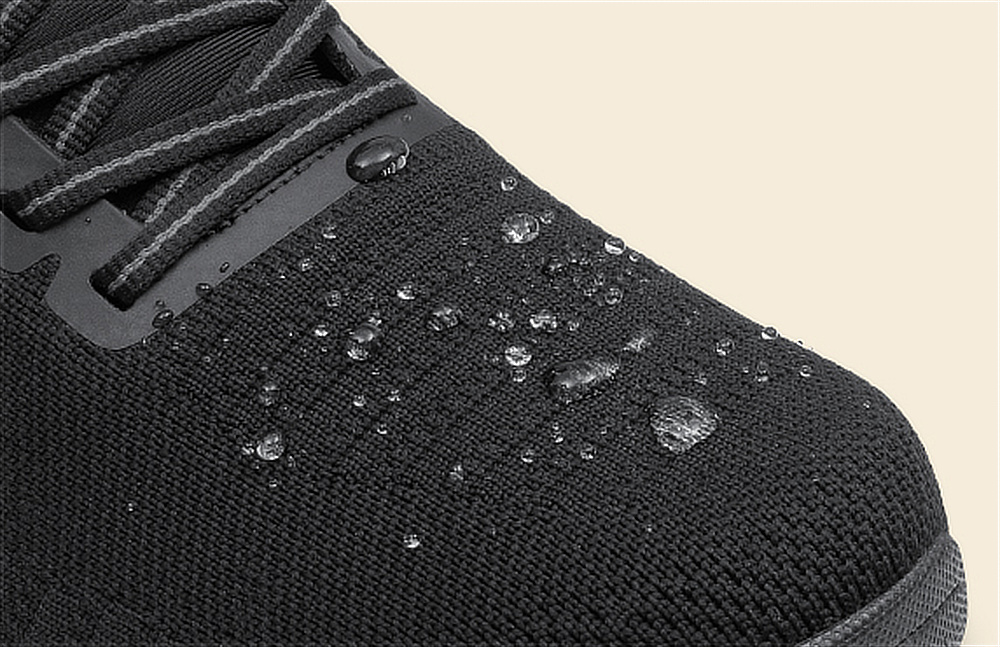 ヘビーユーザーには外反母趾の方も多い、歩きやすい靴｜スッと履けて、すっぽりフィットする「コンフォートスニーカー」｜Orthofeet（オーソフィート）