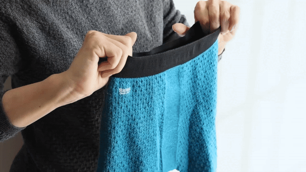 肌に食い込むことなく、冬は温かく、夏はムレず、寝ても動いても快適に過ごせる。そして、「捨てない未来の実現」という理念のもと、使用済み繊維からの再生ポリエステルを自社開発する姿勢にも、頭が下がる想い。|《ショーツ/男女兼用》自然な調湿・調温・防臭、フリーな履き心地の「WUNDER WEAR ONE」|BRING