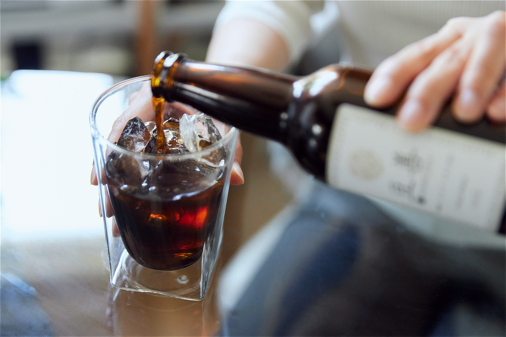 《アイスコーヒー 無糖 330ml×2種》スペシャルティコーヒー使用、ストレートで楽しむ「プレミアムアイスコーヒー」｜Espresso Tokyo×豆善