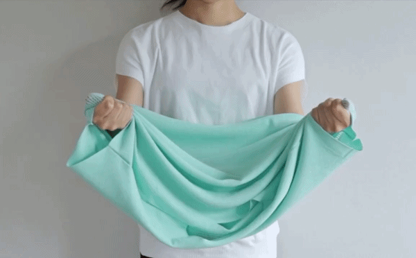 《Tシャツ＋アームカバー》UPF50+、縫い目なしで動きやすい「サラリ T」｜Salari