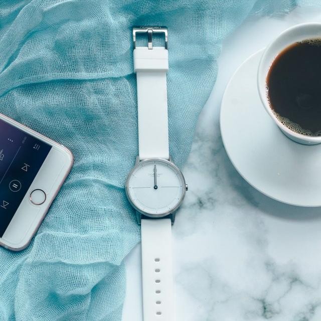 《フィットネスタイプ》24時間、あなたの活動量も睡眠も見守ってくれるスマートウォッチ|noerden