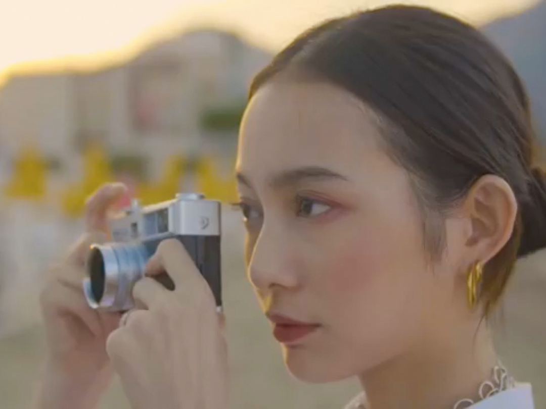 フィルムカメラの感覚が楽しい。映画のような空気感やノスタルジー、雰囲気のある写真が簡単に撮れるトイデジカメ|YASHICA