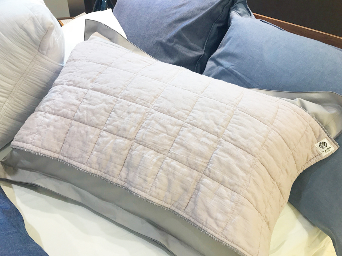 触れた瞬間に水を吸い上げ、すぐ乾く理想のタオル(フェイスタオル)|YARN HOME