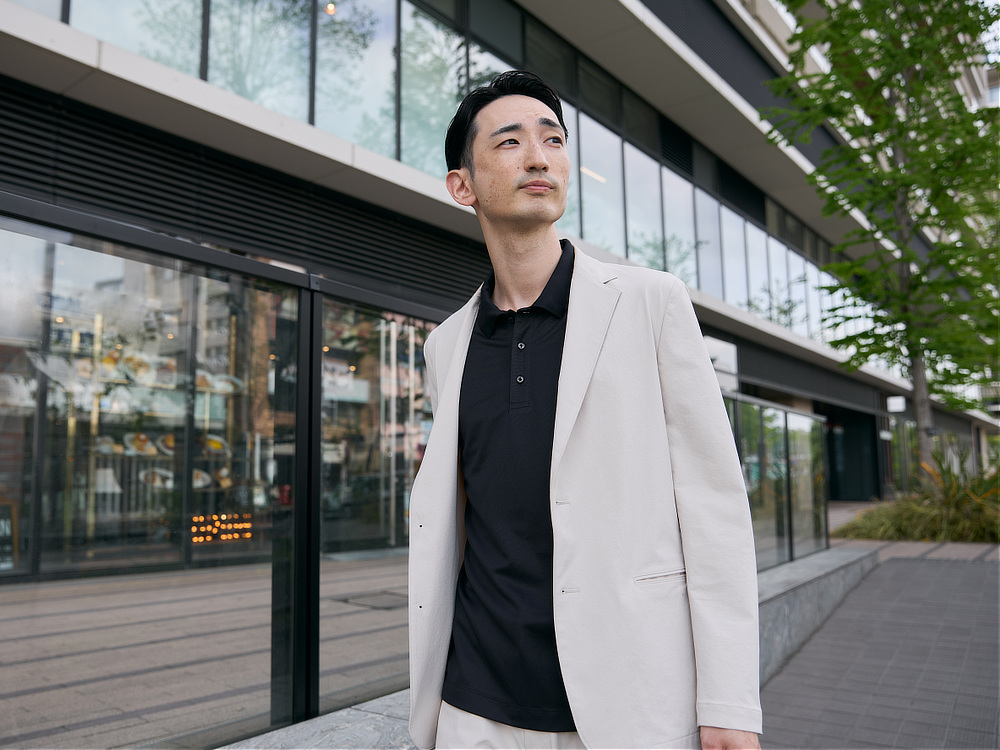 《ポロシャツ》和紙×ポリの快適設計で、湿気を吸って逃す、「和紙糸メディアポロシャツ」｜K-3B