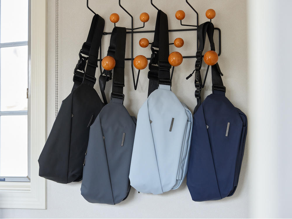 11ヶ所の収納ポイントで取り出しやすさを設計した、「防水アクティブボディバッグ」｜QUICKPACK TRASPO 9