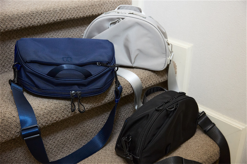 口がパカっと60°開いて、荷物が見える、出し入れスムーズな「バネパカ ショルダーバッグ」｜mayumasa