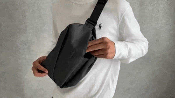 11ヶ所の収納ポイントで取り出しやすさを設計した、「防水アクティブボディバッグ」｜QUICKPACK TRASPO 9