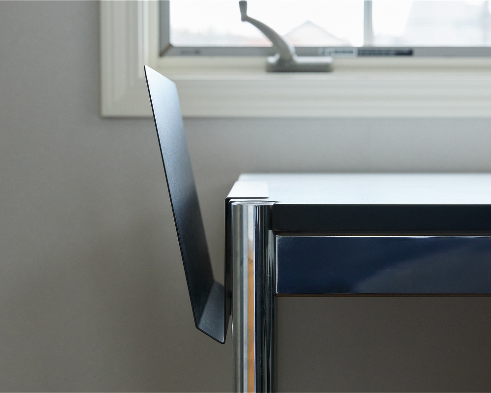 スペースと思考を拡張する、デスクポケット収納ポケット「SPACE CREATOR（スペース クリエーター）」｜STUDIO PINEAPPLE