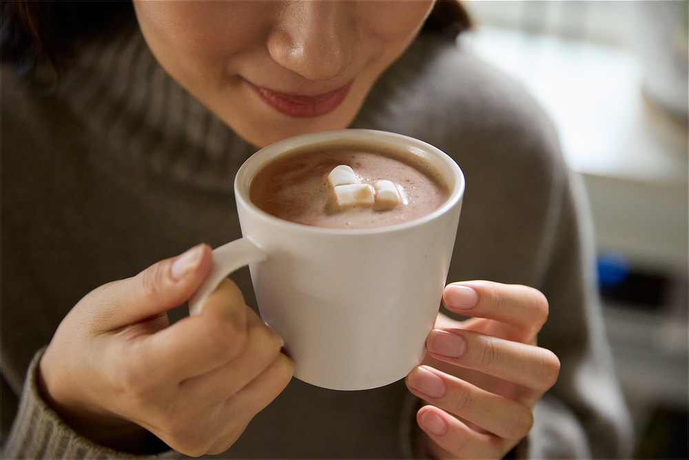 朝１杯の、飲むハイカカオ習慣を。毎日のポリフェノールをホットチョコレートで｜Hot Choco & Milk Foamer（ホットチョコ＆ミルクフォーマー）