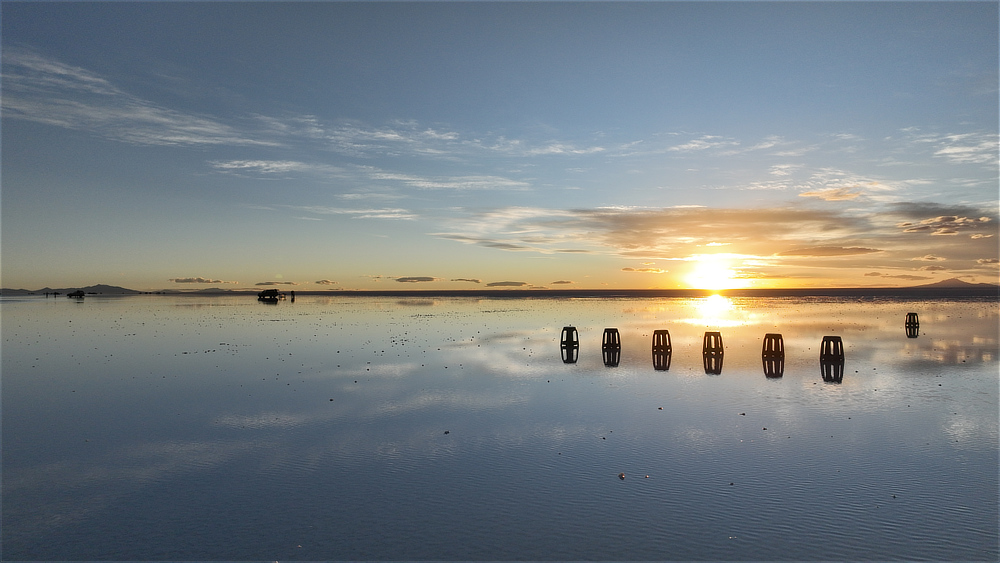 ウユニ塩湖の夜をわが家に持ち帰る「LEDライト」｜UYUNI LIGHTING（ウユニライティング）