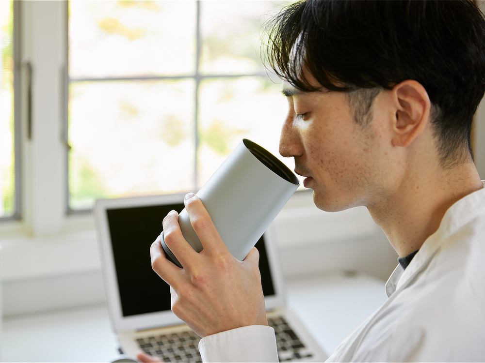 《シルクハット／500ml》 スポドリOK、金属臭・ニオイ移りなし、チタンセラミックコーティング・ボトル｜WOKY（ワーキー）