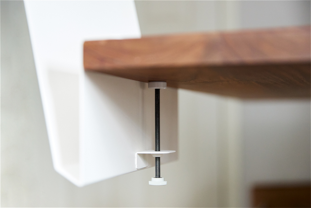 スペースと思考を拡張する、デスクポケット収納ポケット「SPACE CREATOR（スペース クリエーター）」｜STUDIO PINEAPPLE