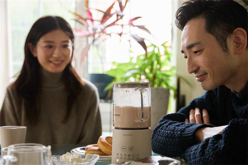 朝１杯の、飲むハイカカオ習慣を。毎日のポリフェノールをホットチョコレートで｜Hot Choco & Milk Foamer（ホットチョコ＆ミルクフォーマー）