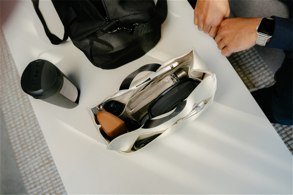 Image: https://1fl0kyr79c.user-space.cdn.idcfcloud.net/photographes/b3fc444ca7978a7c9f4518c0af83e770.jpg