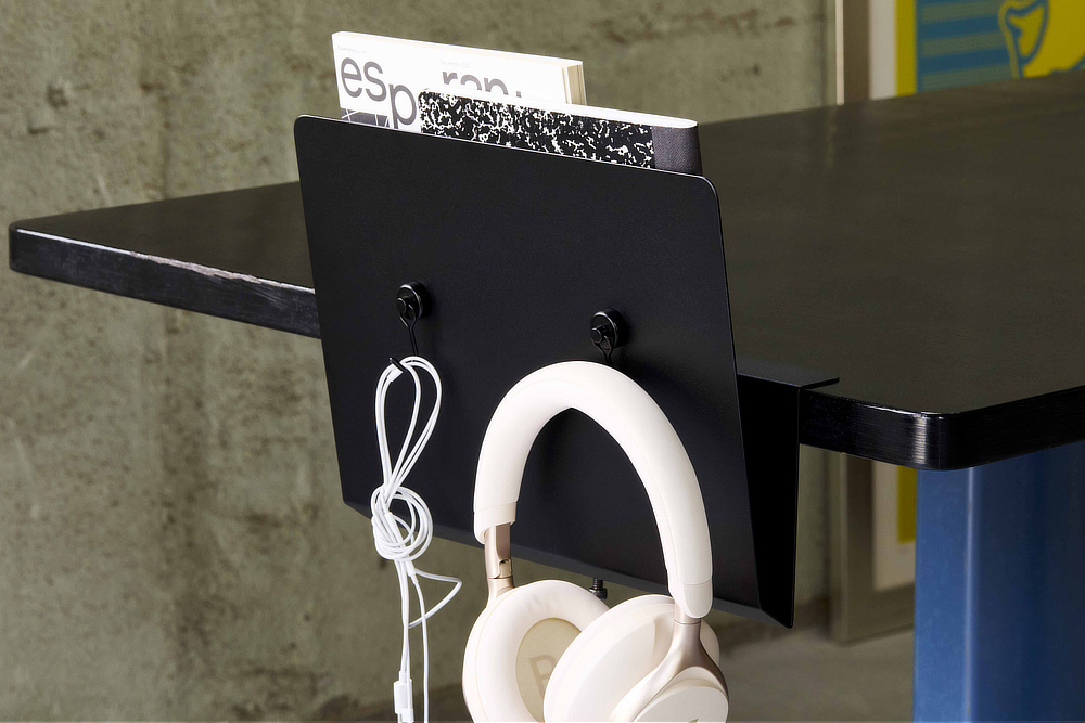 スペースと思考を拡張する、デスクポケット収納ポケット「SPACE CREATOR（スペース クリエーター）」｜STUDIO PINEAPPLE