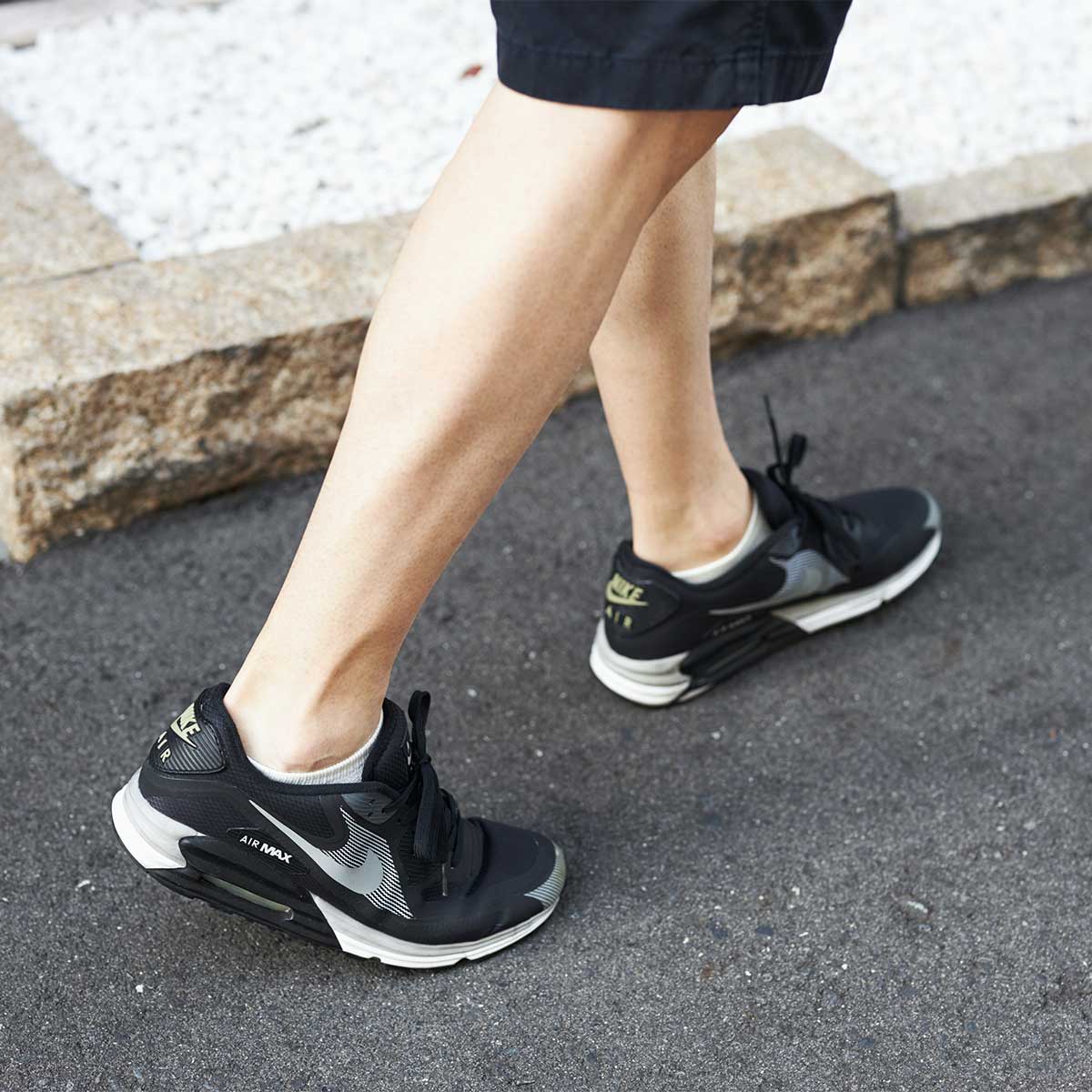 仕事に、遊びに、スポーツに、どんな場にも合う、大人にふさわしい靴下です。|消臭効果、サラサラ効果が続く、美濃和紙を使った和紙靴下・和紙ソックス