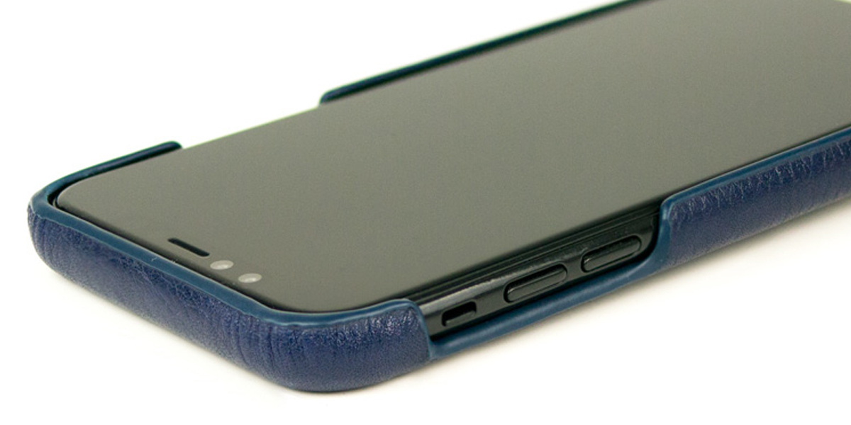 細部まで美しく仕上げられた、革作りから完成まで職人の手仕事にこだわったiPhoneケース|Alto