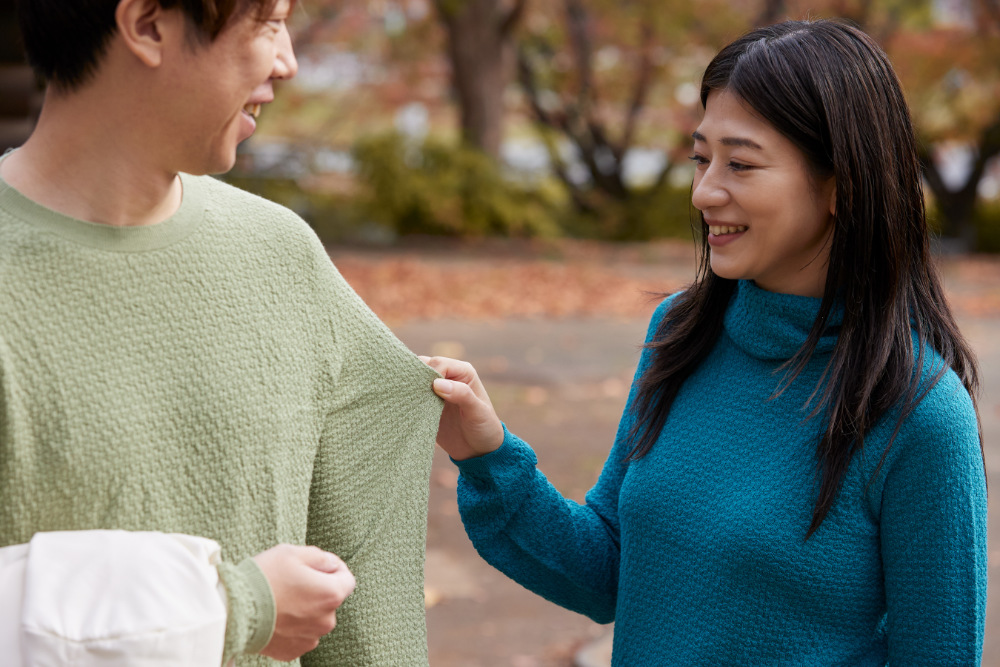 暑い日も寒い日も365日快適、第二の皮膚のような着心地||《クルーネックニット/男女兼用》自然な調湿・調温・防臭、フリーな履き心地の「WUNDER WEAR CREWNECK」|BRING