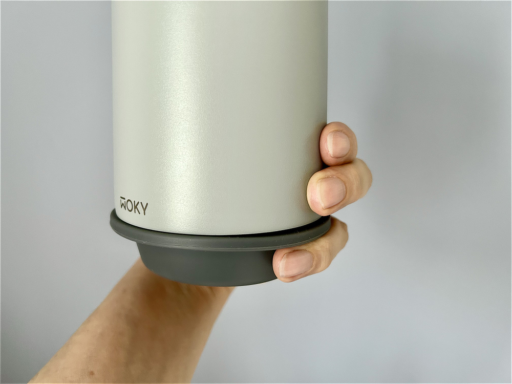 《シルクハット／500ml》 スポドリOK、金属臭・ニオイ移りなし、チタンセラミックコーティング・ボトル｜WOKY（ワーキー）