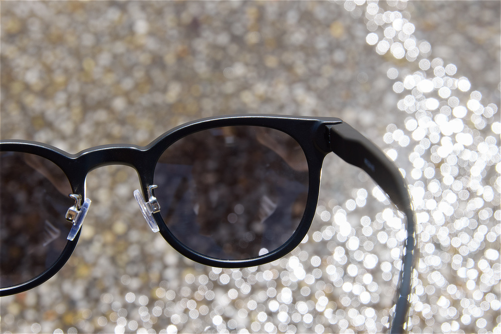 偏光・調光・UV99.9％カットの「おしゃれグラス」｜東海光学