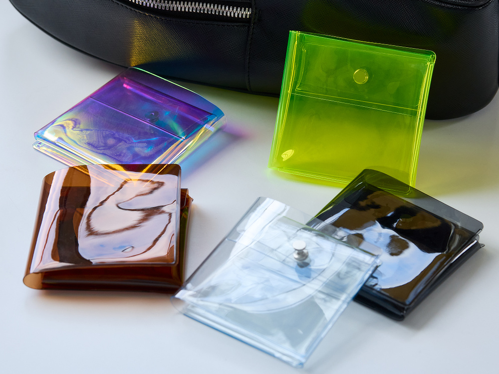 お札・硬貨・カード、それぞれの収納できる間取り｜軽くて薄〜いクリア素材のコンビニウォレット｜コンパクトでミニマムな財布『sugata（スガタ）』