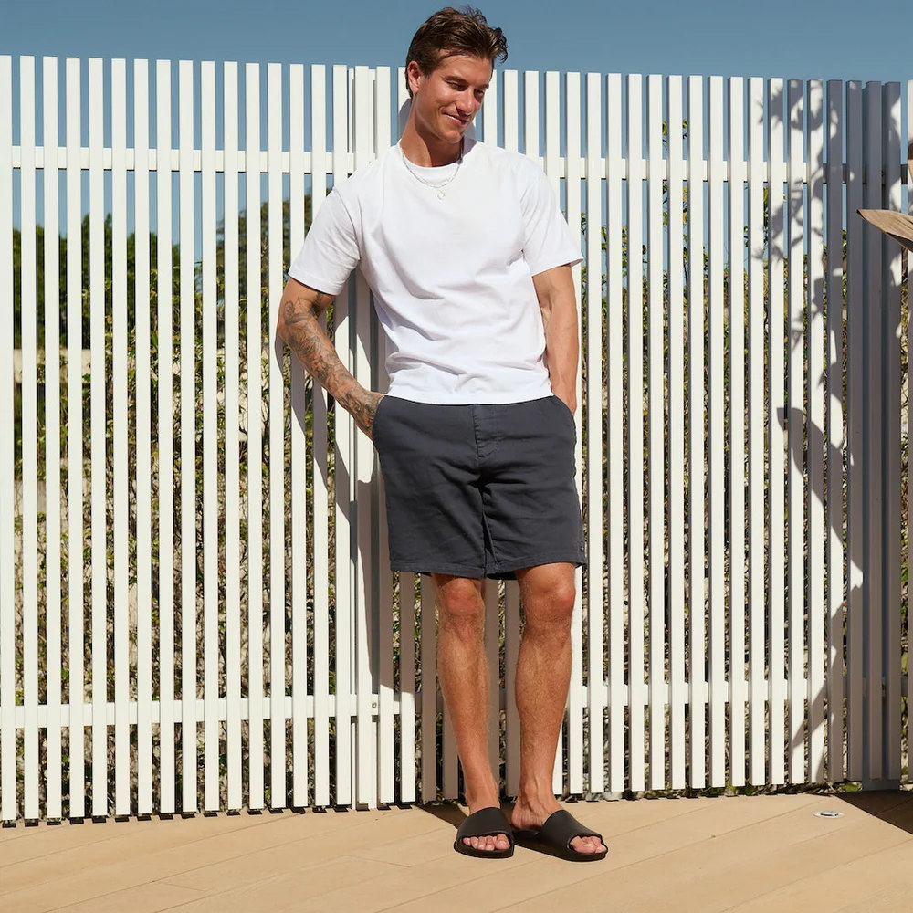 《スライドタイプ》理学療法士が開発、世界600万人の足を支える「アーチサポートサンダル」｜Archies（アーチーズ）