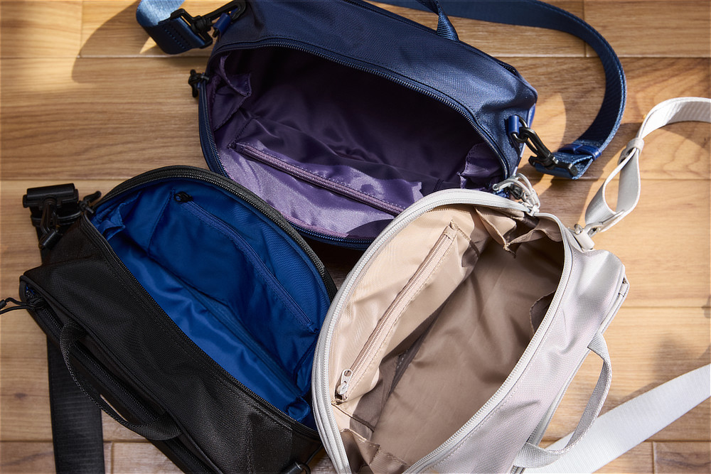 口がパカっと60°開いて、荷物が見える、出し入れスムーズな「バネパカ ショルダーバッグ」｜mayumasa