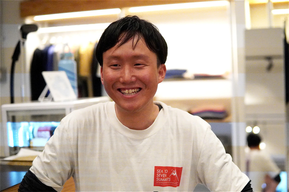 Image: https://1fl0kyr79c.user-space.cdn.idcfcloud.net/photographes/f816dc18d037bb005120815d99cb7791.jpg 冒険家の吉田智輝さん。2023年5月には、49日間、距離420kmの大遠征の末、北米大陸最高峰「デナリ」の登頂に成功。|《ショーツ/男女兼用》自然な調湿・調温・防臭、フリーな履き心地の「WUNDER WEAR ONE」|BRING