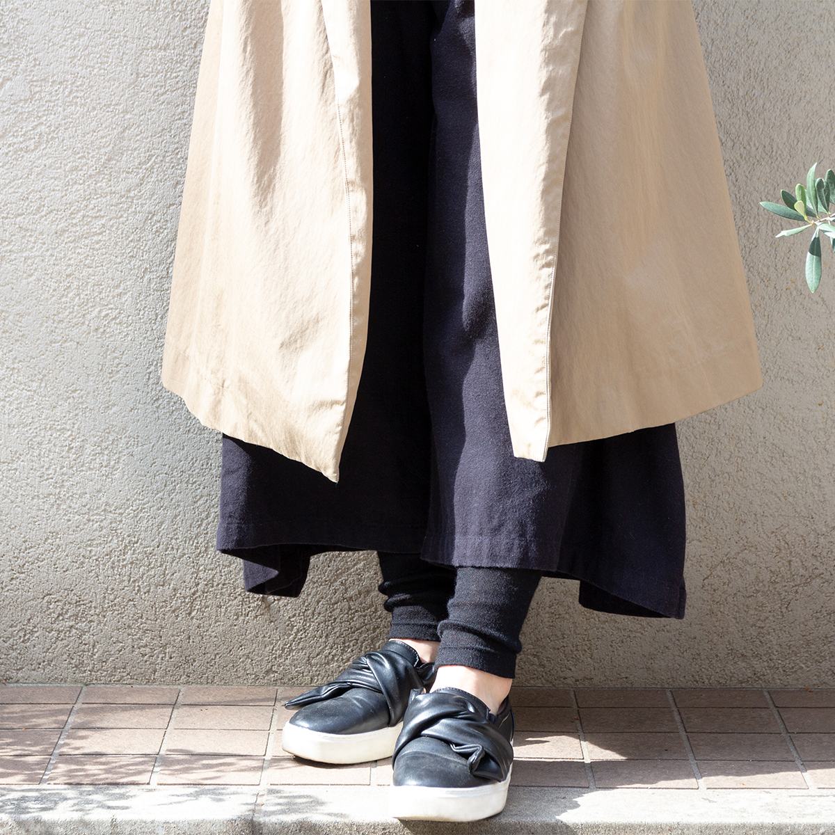 ワンピースやワイドパンツの裾から見せてもかわいい、あったかレギンス|ロイヤルベビーアルパカ