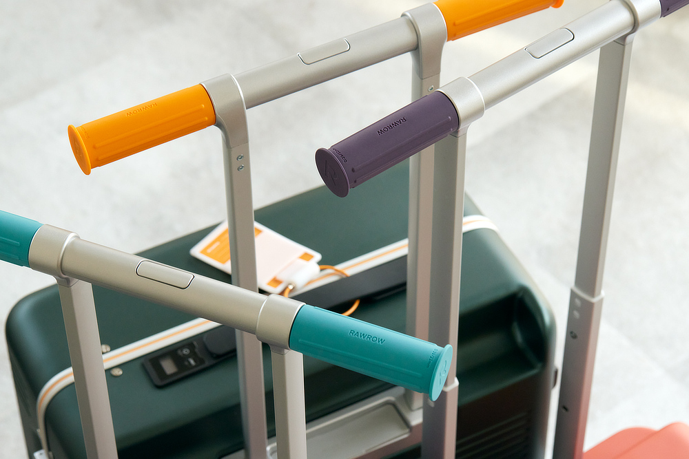 「R TRUNK FRAME」のおかげで、海外旅行したい熱がグングン上昇中|快適な旅行になる。新感覚のスーツケース・キャリーケース『RAWROW(ローロー)』
