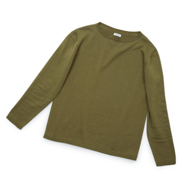 縫い目がない「カシミア混ニット」|Mサイズ | ジャケットに合わせるだけで“着こなし”に磨きがかかる。縫い目がなく、着心地抜群。自宅で洗濯しても伸びにくいホールガーメント・ロングスリーブニット(MONOCO 限定)