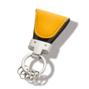 いつも 鍵 はそこにある マグネット付きだから ドアに冷蔵庫に Monoco