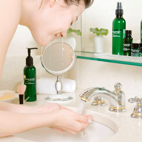 レギュラーサイズ ハーブ研究家が30年も追求してきたオーガニックソープ Organic Botanics Monoco