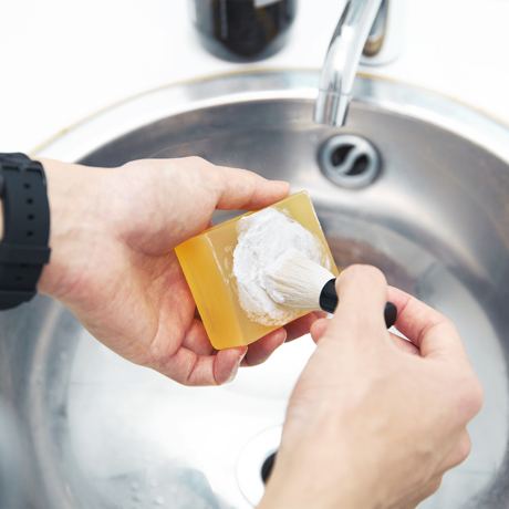 レギュラーサイズ ハーブ研究家が30年も追求してきたオーガニックソープ Organic Botanics Monoco