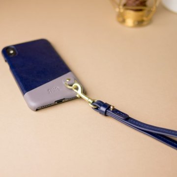 iPhoneに“素肌”の気持ち良さ|《オプション/ハンドストラップ》革作りから手がけ、iPhoneとの「完璧な調和」を追求したDリング付きスマホケース|Alto