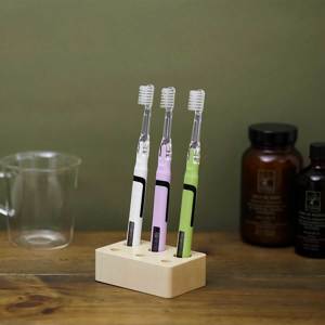 手磨き用 N4 光触媒の効果で 歯磨き粉なしでも歯垢がとれる 歯ブラシ Soladey ソラデー Monoco