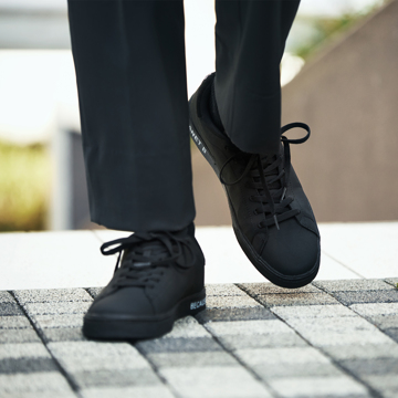 地球をきれいにする「スニーカー」|《MEN/SANDFORD BASIC》廃棄された漁網が、“繊維”に生まれ変わる!次の世代へ、美しい景色を残すために作られた「サステナブルスニーカー」|ECOALF