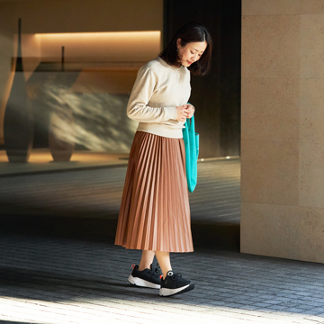 地球をきれいにする「スニーカー」|《WOMEN/PATRI》廃棄されたペットボトルが、“繊維”に生まれ変わる!次の世代へ、美しい景色を残すために作られた「サステナブルスニーカー」|ECOALF