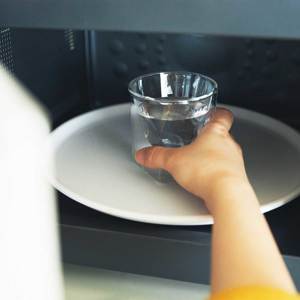300ml 結露しにくく レンジ加熱ok 見る角度で表情を変える 耐熱ダブルウォールグラス Rayes Monoco 300ml 結露しにくく レンジ加熱ok 見る角度で表情を変える 耐熱ダブルウォールグラス Rayes Monoco
