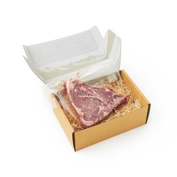 週末を「牛飼いステーキ」で祝おう!|《Tボーンステーキ850g(2人分)》ロッキー山脈の雪解け水と牧草が育む、上質の赤身肉|COWMAN STEAK CLUB