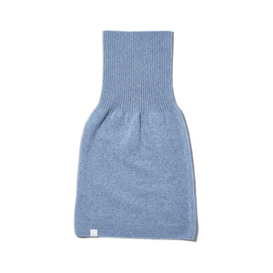 単色》なめらか極細毛、すっきり軽い着け心地の「カシミヤネック