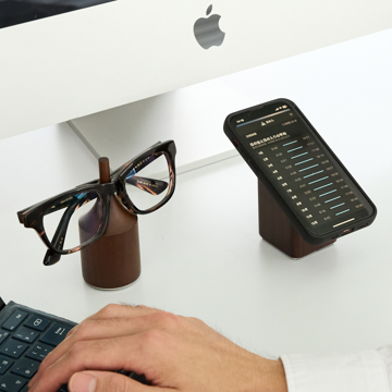 朝、“デスク上の森”で、深呼吸｜《デスク収納2種ギフトセット》仕事の道具を整理整頓！木の温かみにデスクも、心も、ととのう｜M.SCOOP